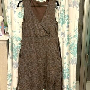 A toad and company large dress brand new without tags.